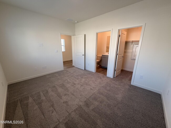 Building Photo - 8406 Vermilion Dr