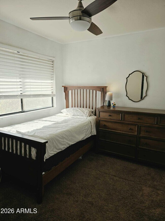 Foto del edificio - 314 N Cobblestone St