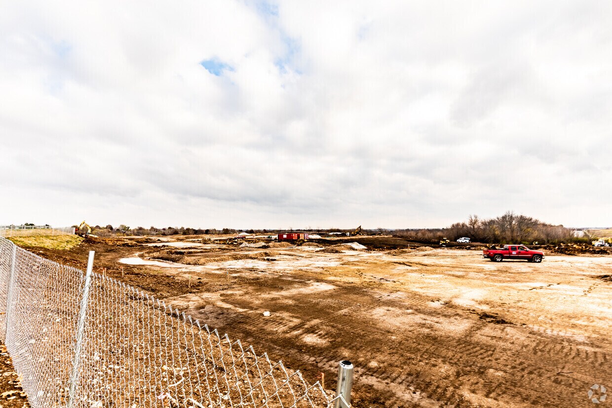 The Depot 2011 Hickoryleaf Ln Raymore, MO Apartments for Rent in