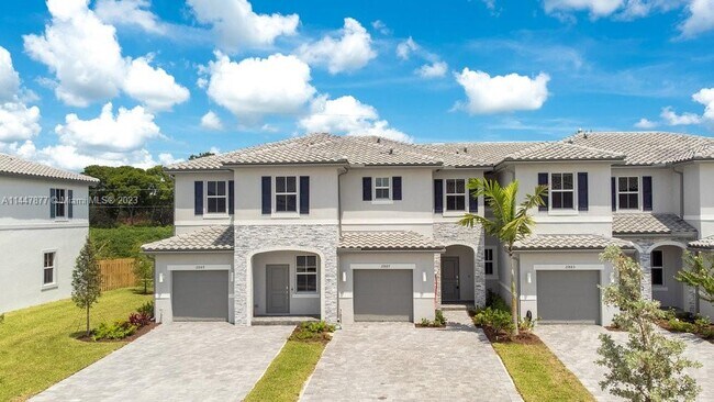 Foto del edificio - 11887 NW 47th Manor