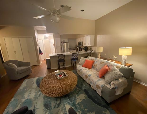 Foto principal - 142 Henry M Chandler Dr