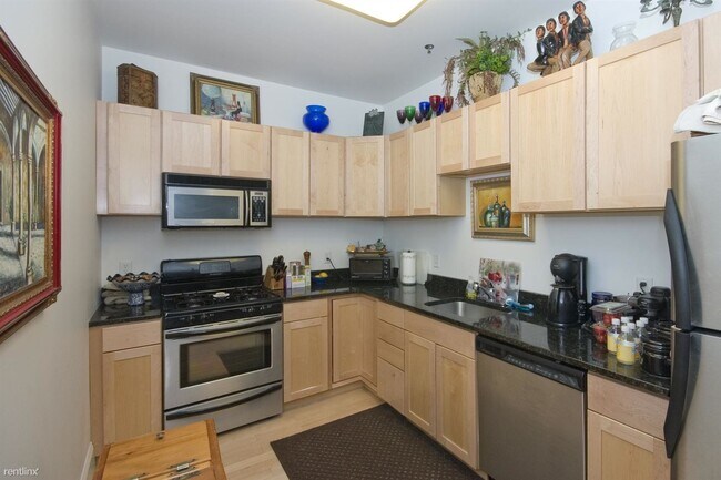 Building Photo - 2 br, 2 bath  - 485 Harrison Ave