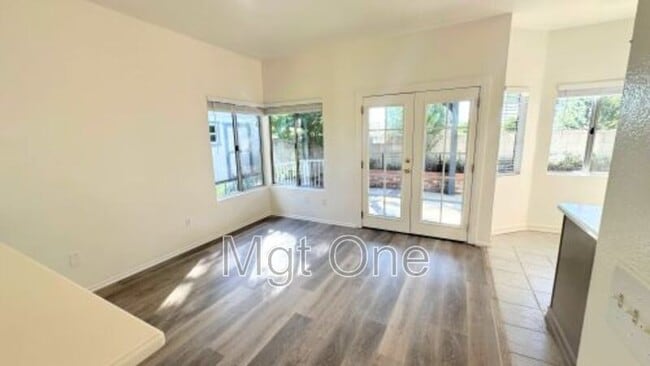 Foto del edificio - 10651 Concannon St