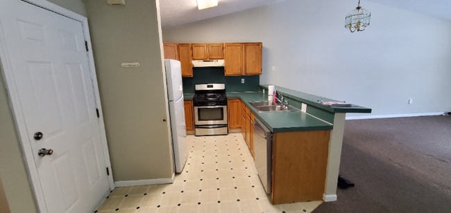 Foto del edificio - 3613 Newcastle Dr SE