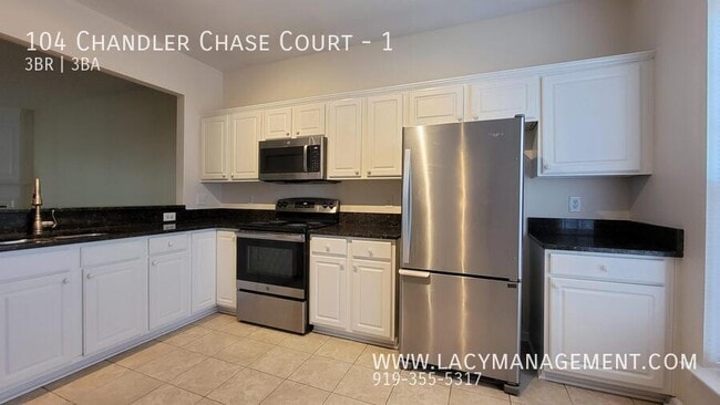 Foto del edificio - 104 Chandler Chase Ct