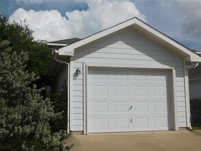 Building Photo - 7229 Irish Valley Trail