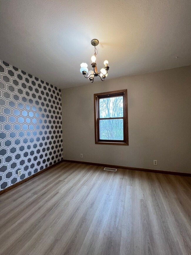Foto del edificio - 2540 S Edgewood Dr