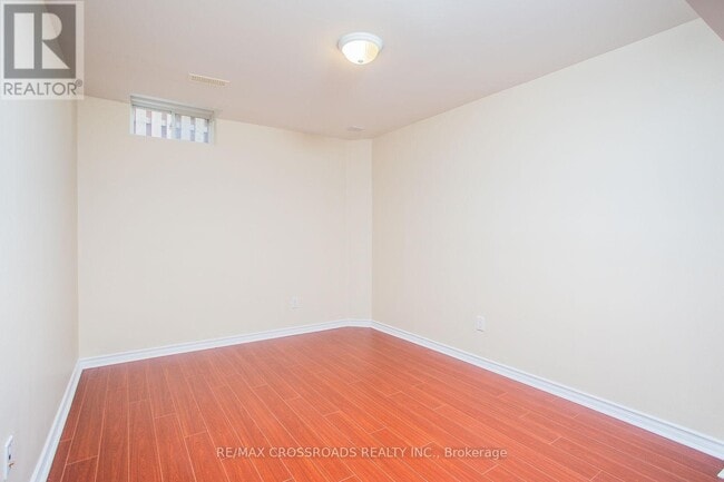Building Photo - 23 River Heights Dr