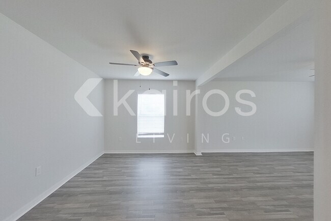 Foto del edificio - 1835 Nelson Rd N