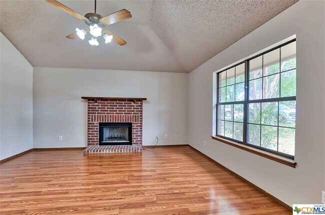 Foto del edificio - 780 Vista Pkwy