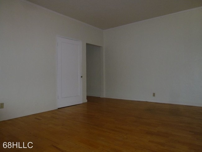 Building Photo - 2416 8th Ave