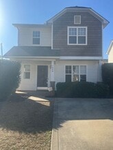 Building Photo - 1040 Crestdale Crossing Dr