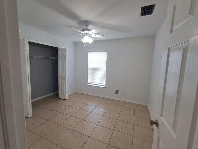 Foto del edificio - 1137-1139 Homer Ave S