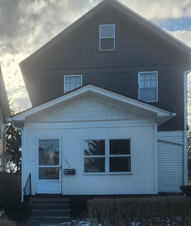 Building Photo - 273 Spruce Ave