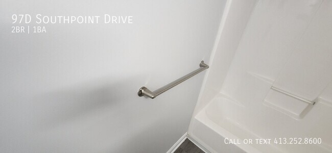 Foto del edificio - 97 Southpoint Dr