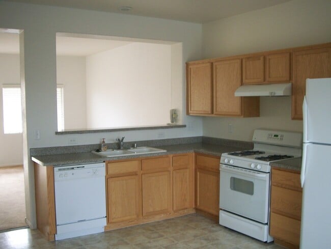 Building Photo - Soneto Creek