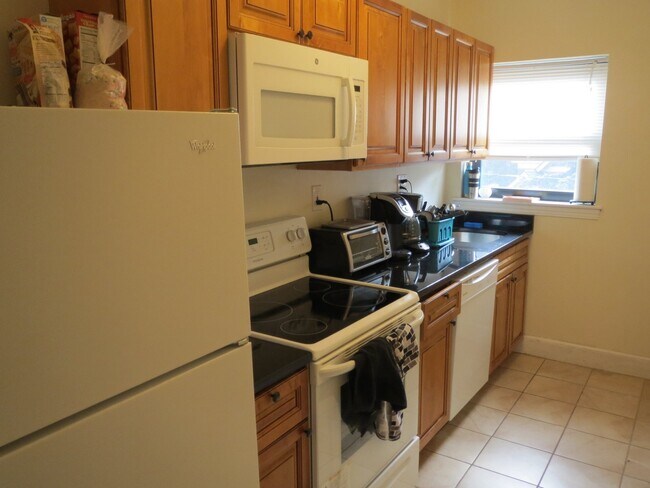 Foto del edificio - 111 Longwood Ave