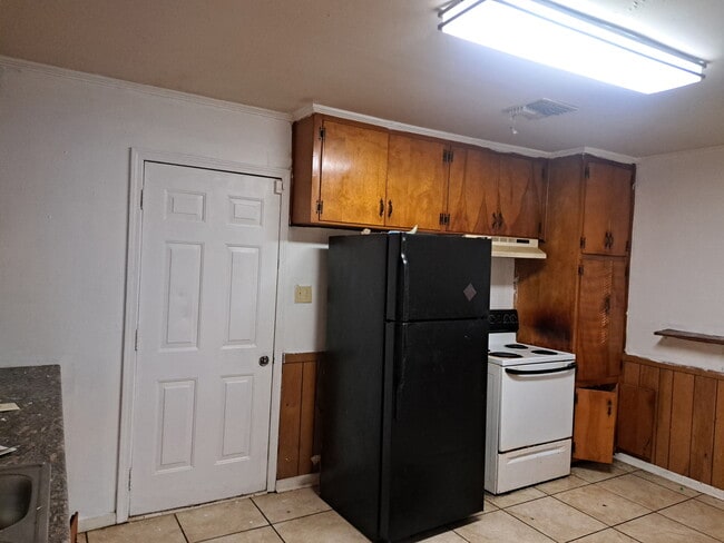 Foto del edificio - 4046 Keating Dr