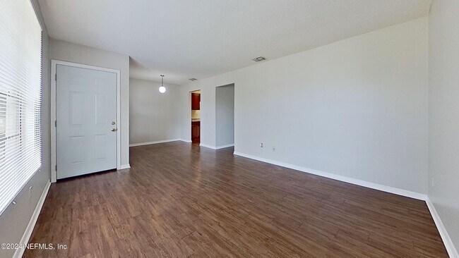 Building Photo - 477 Crabapple Ct