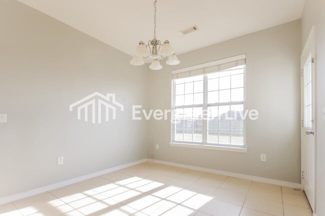 Foto del edificio - 4303 SW Brownstone Ave