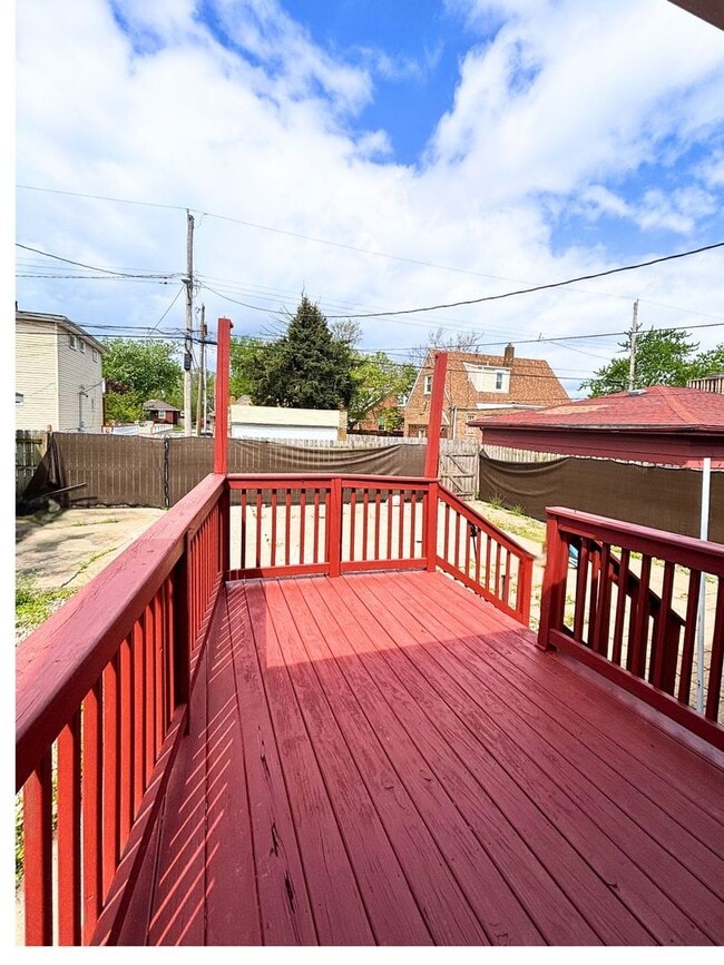 Foto del edificio - 4 bed, 2.5 bath | 219-777-HOME to schedule a tour today