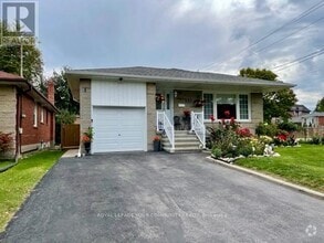 Building Photo - 137 Palm Dr