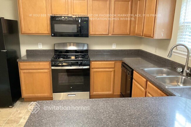 Foto del edificio - 1026 Hawthorn Ln