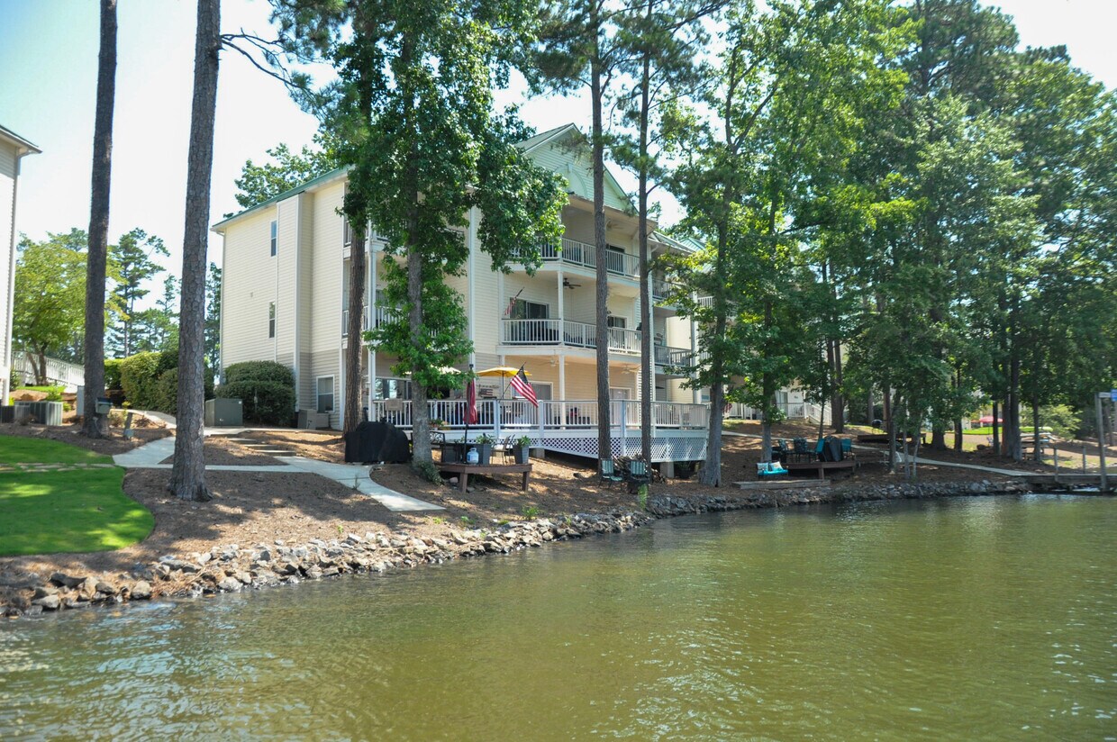 Foto principal - 197 Sunset Point Dr