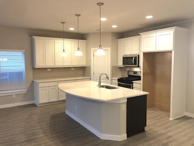 Building Photo - 212 Wild Sage Ln