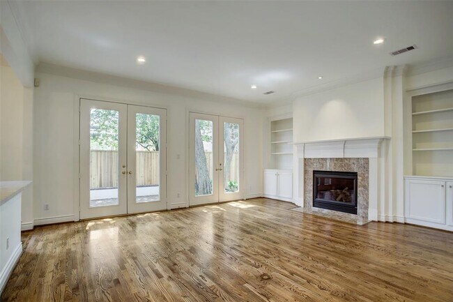 Foto del edificio - 4105 N Blvd Park