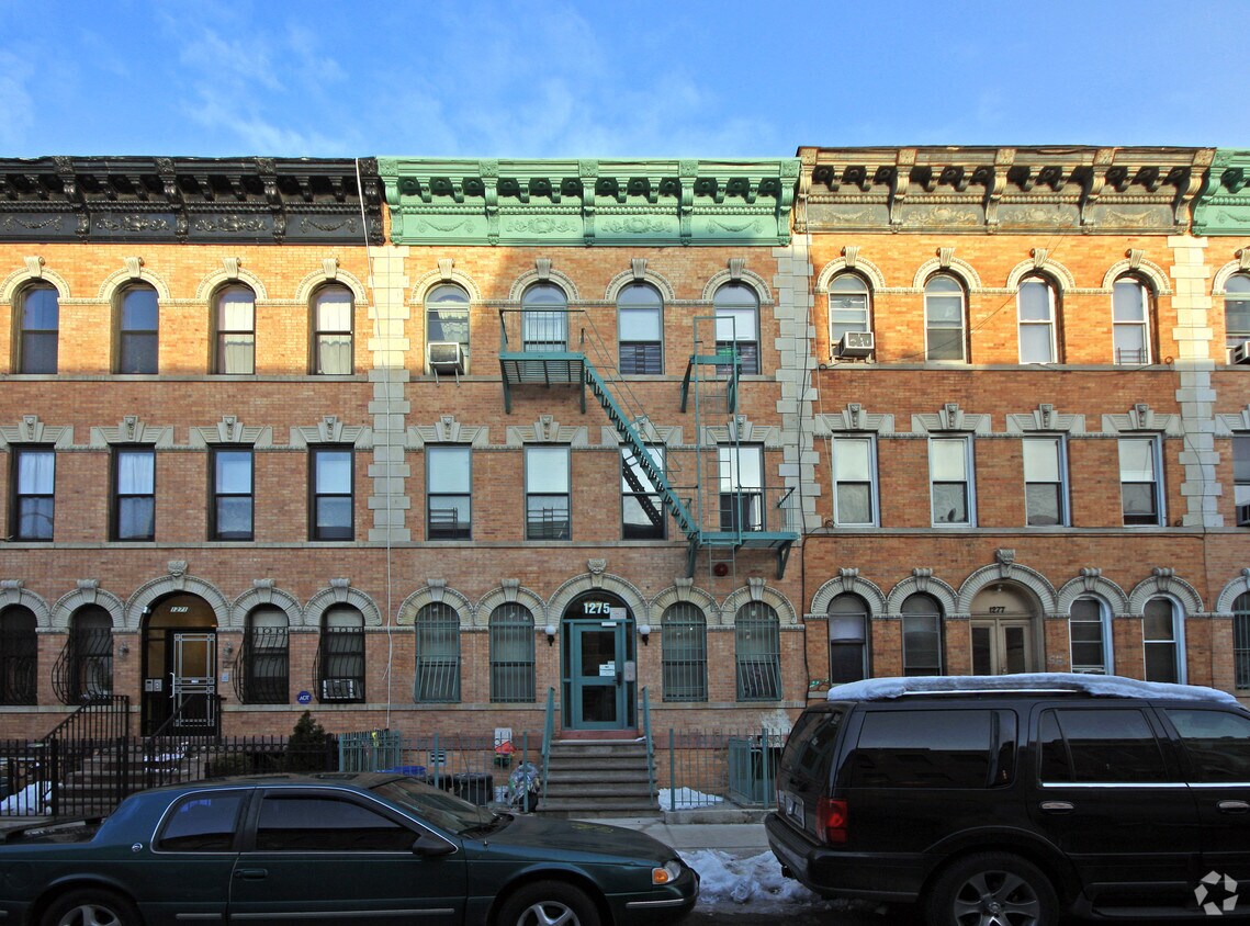 Foto principal - 1275 Decatur St