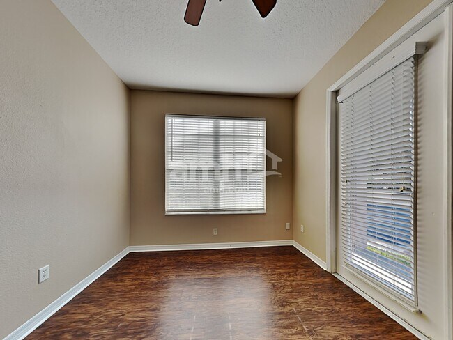 Building Photo - 10602 Drayton Court