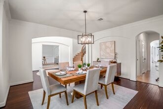 Building Photo - 11306 Longmire Creek Ct