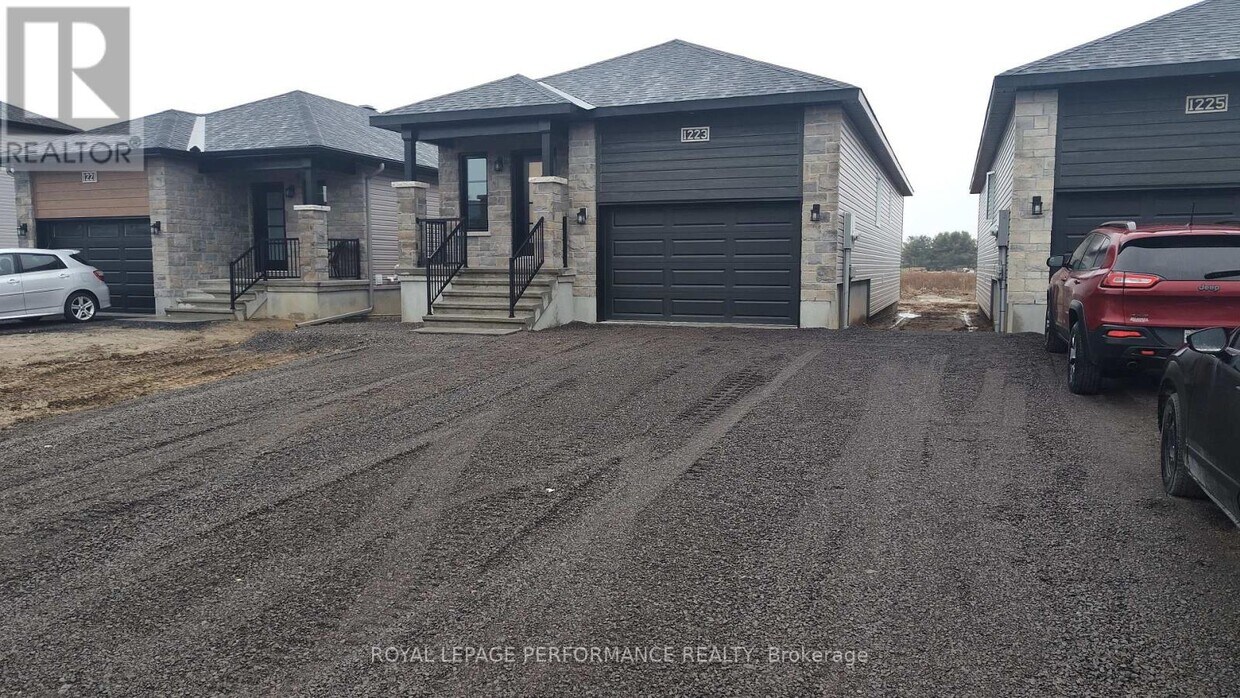 Photo principale - 1223 Montblanc Cres