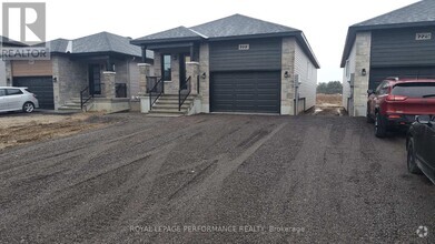 Building Photo - 1223 Montblanc Cres
