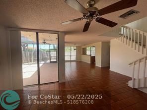 Foto del edificio - 5845 Fox Hollow Dr