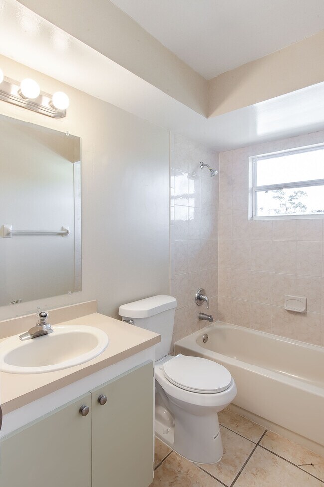 Foto del edificio - Winter Park Duplex