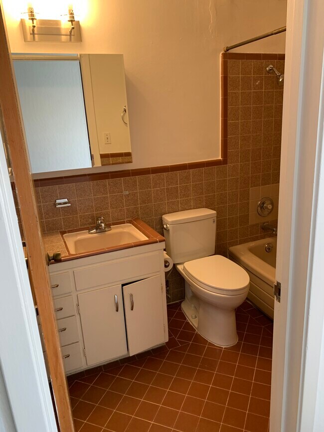 Foto del edificio - 4611 Lincoln Way