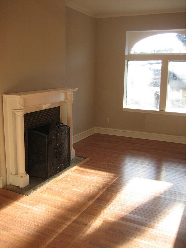 2nd Floor Large Bedroom - 833 South 49th St, Front
