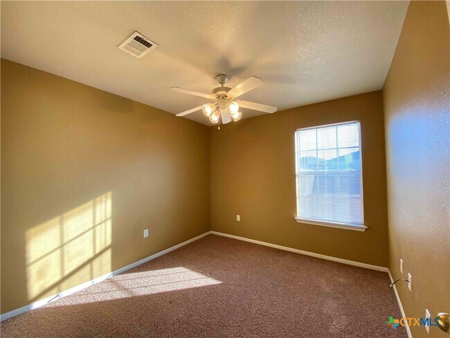 Foto del edificio - 3103 Yaupon Rd