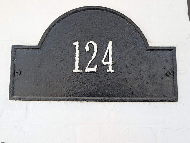 Foto del edificio - 124 N Delaware Ave