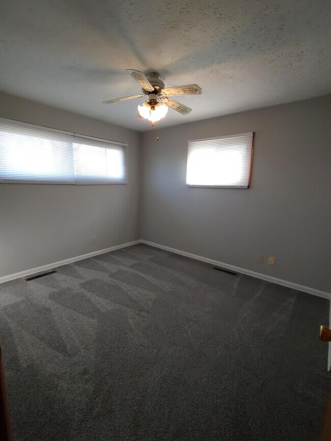 1025 Racine Ave, Columbus, OH 43204 House Rental in Columbus, OH