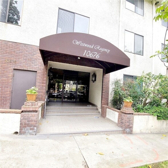 Primary Photo - 10676 Wilkins Ave