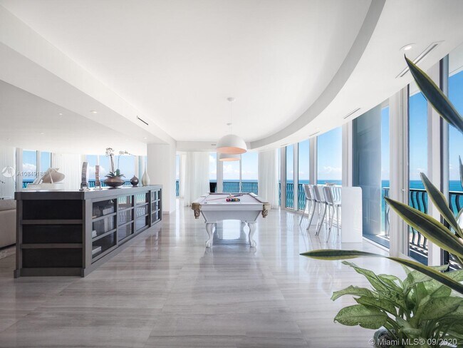 Building Photo - 1500 Ocean Dr