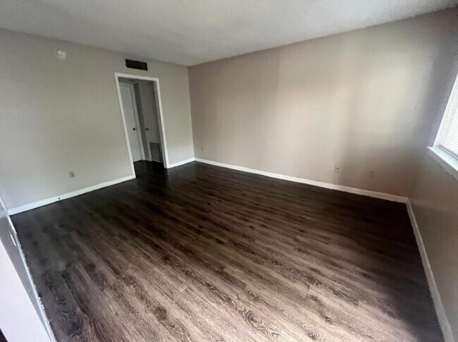 Foto del edificio - 3106 Duval St