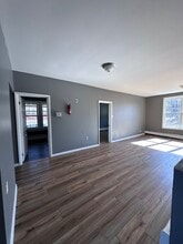 Building Photo - 312 Blackman St