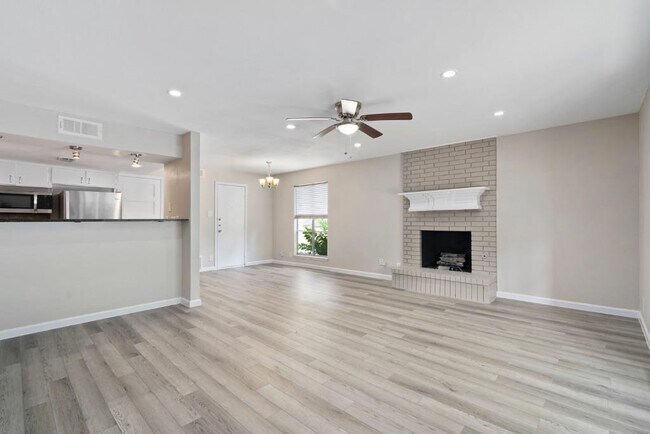 Foto del edificio - 1813 Woodland Ave