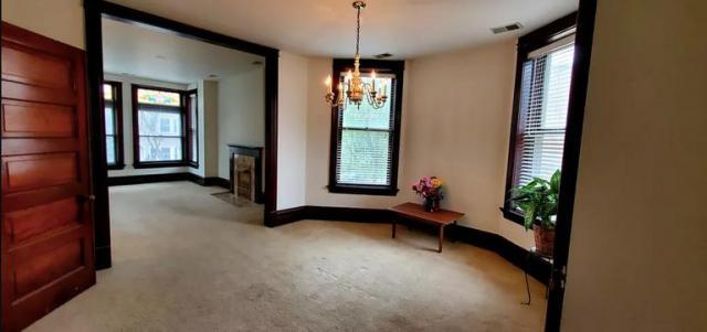 Building Photo - 2 bedroom in CHICAGO IL 60657