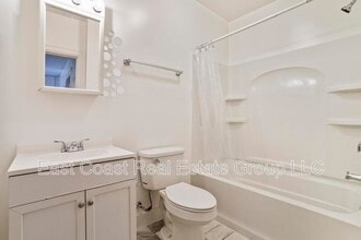 Building Photo - 207 N Mulberry St