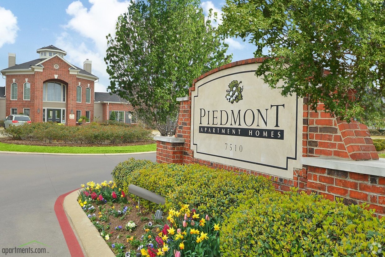 Primary Photo - Piedmont Apartments